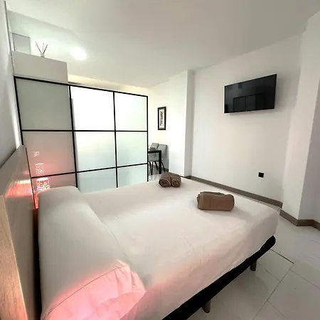 Ds Ziryab 5 דירה